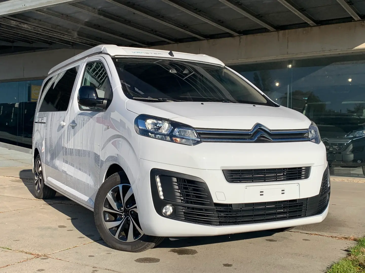 Pössl Vanster Citroen 180pk Automaat pop-up dak