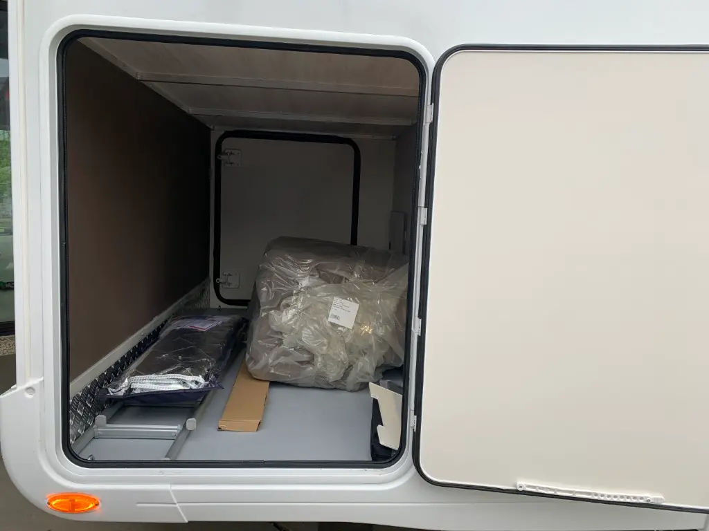 image_1920