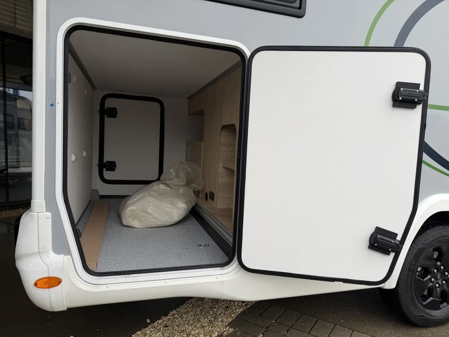Chausson/797 Titanium Line Ford 165Pk automaat/2JKV487