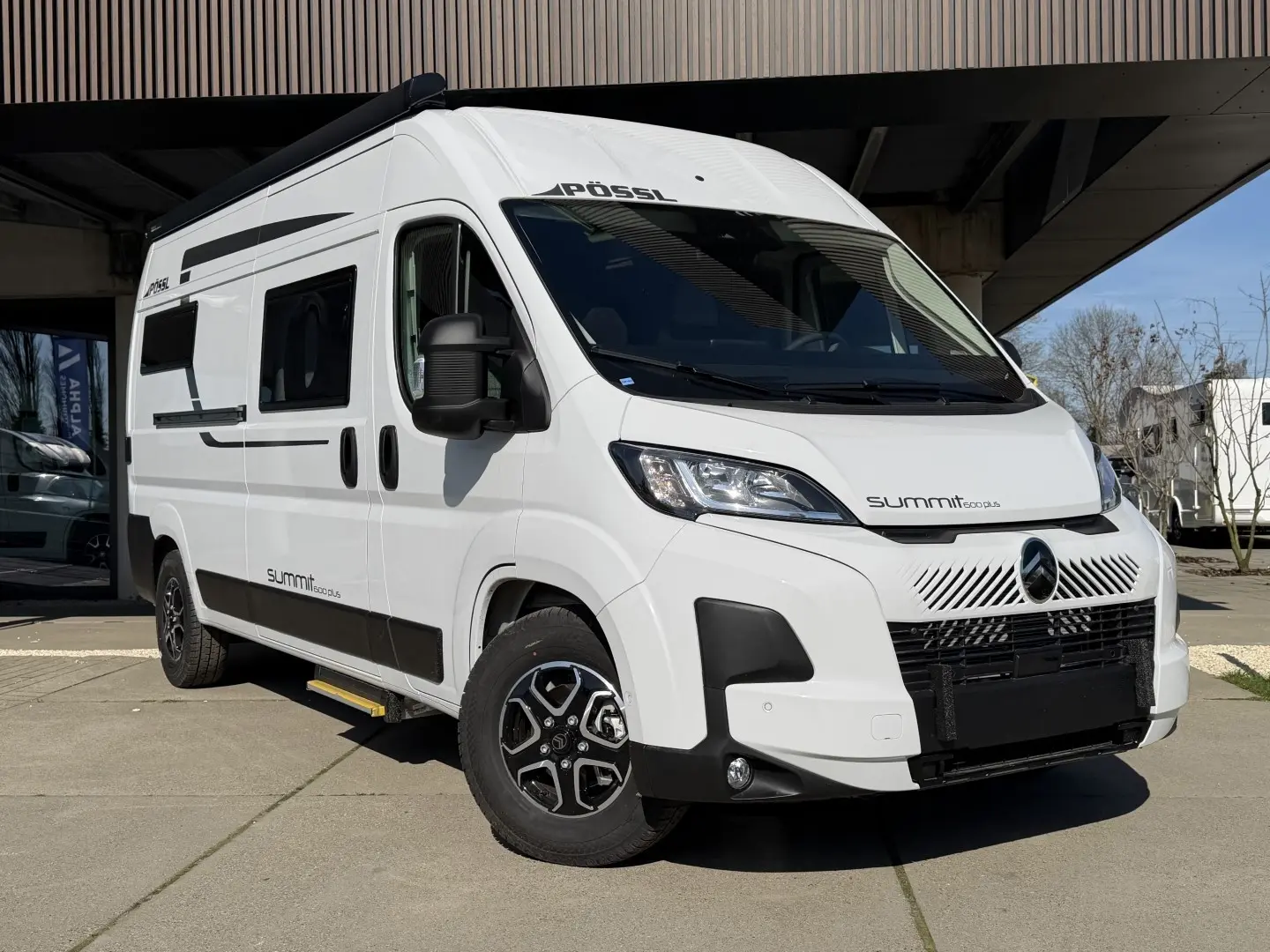 Pössl/Summit 600 Plus Citroën 140 PK/2KBG218