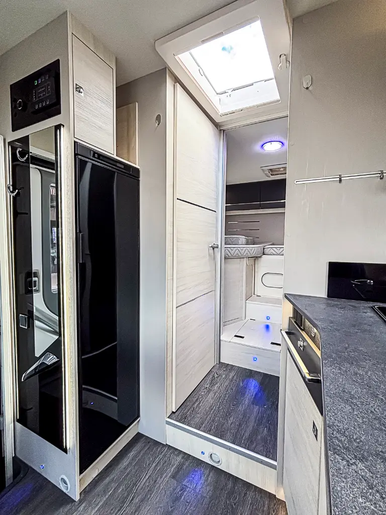 OBF-090-7487.webp