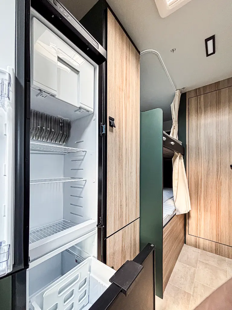 image_1920