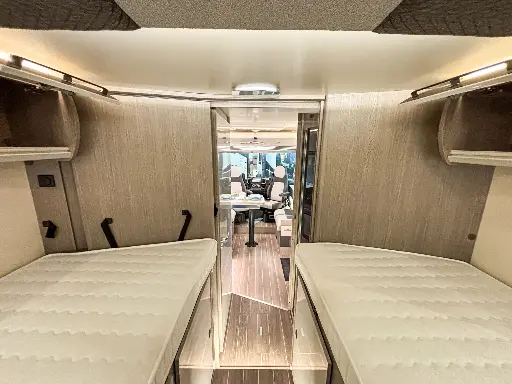 image_1920