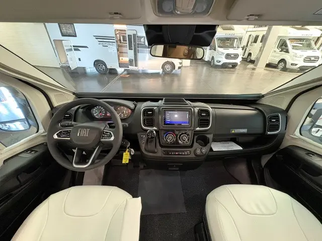Pilote P690GJ Expression Fiat 140Pk/Cv aut.
