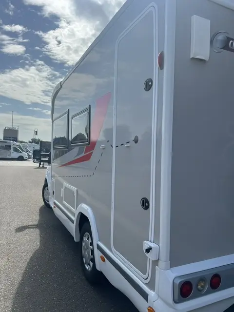 Challenger 250 Start Edition Ford 170 Pk/Cv Man.