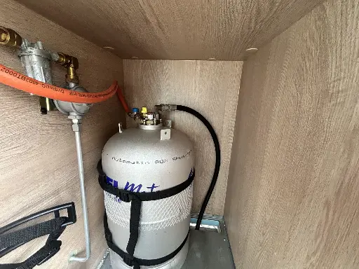 image00018.webp