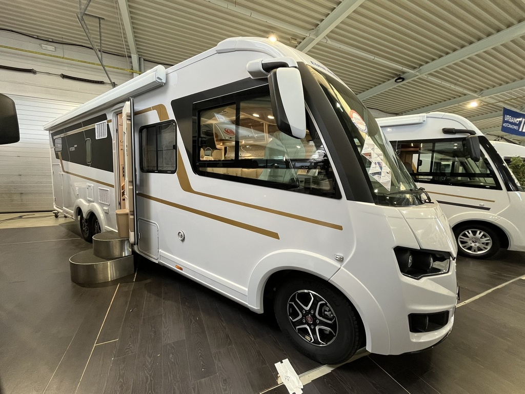 Eura Mobil I 890 EB 180 Pk/Cv Aut.