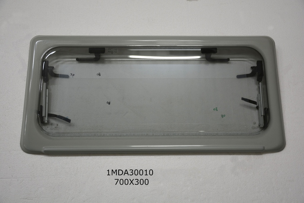 Raam plastoform 700x300