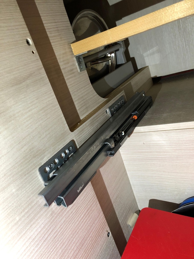 Rail schuif keuken gs400 chausson