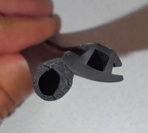 rubber buiten garagedeur per m