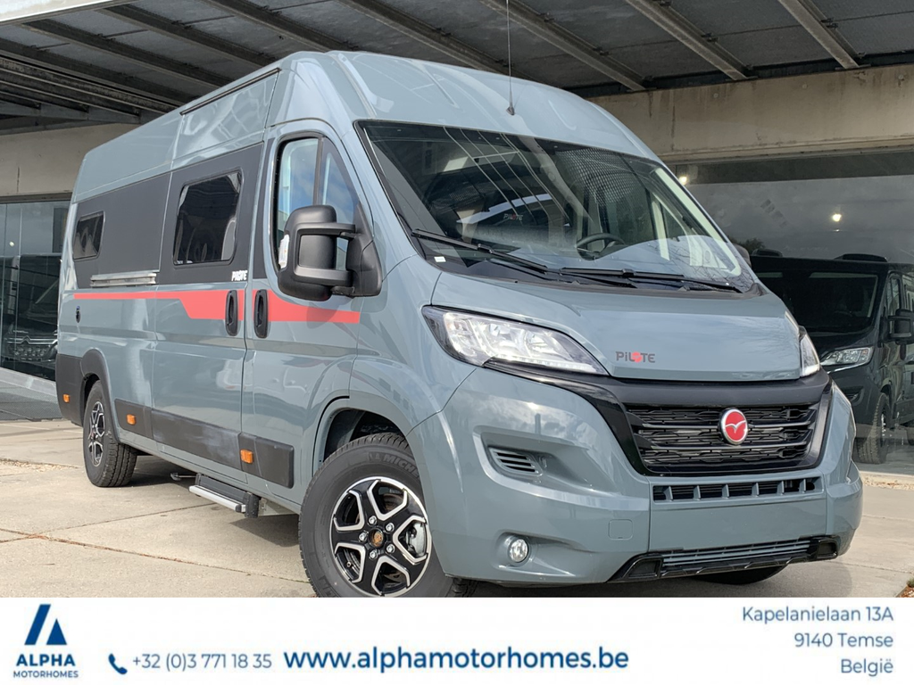 Pilote/V630J Premium Fiat 140pk Automaat/2JBN254