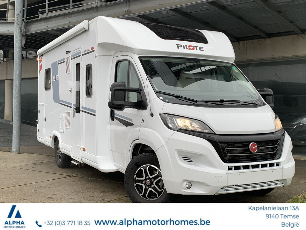 Pilote/P726 FC Fiat 140 PK automaat/2HQG662